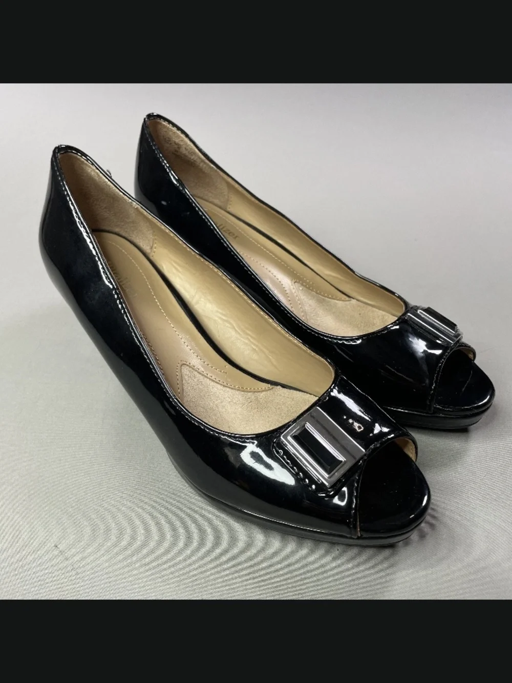 Naturalizer Shoes Womens 8 black patent leather hark heels cocktail classic